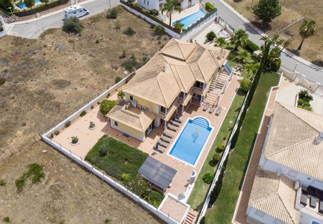 Villa em Albufeira - Villa Iris | 5 Quartos | Premium | Galé Villa em Albufeira - Villa Iris | 5 Quartos | Premium | Galé