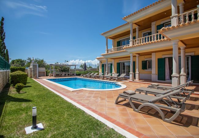 Villa em Albufeira - Villa Iris | 5 Quartos | Premium | Galé Villa em Albufeira - Villa Iris | 5 Quartos | Premium | Galé