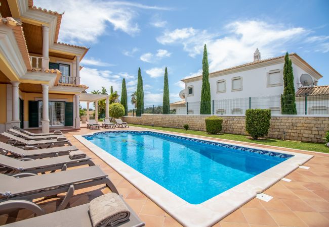 Villa em Albufeira - Villa Iris | 5 Quartos | Premium | Galé Villa em Albufeira - Villa Iris | 5 Quartos | Premium | Galé