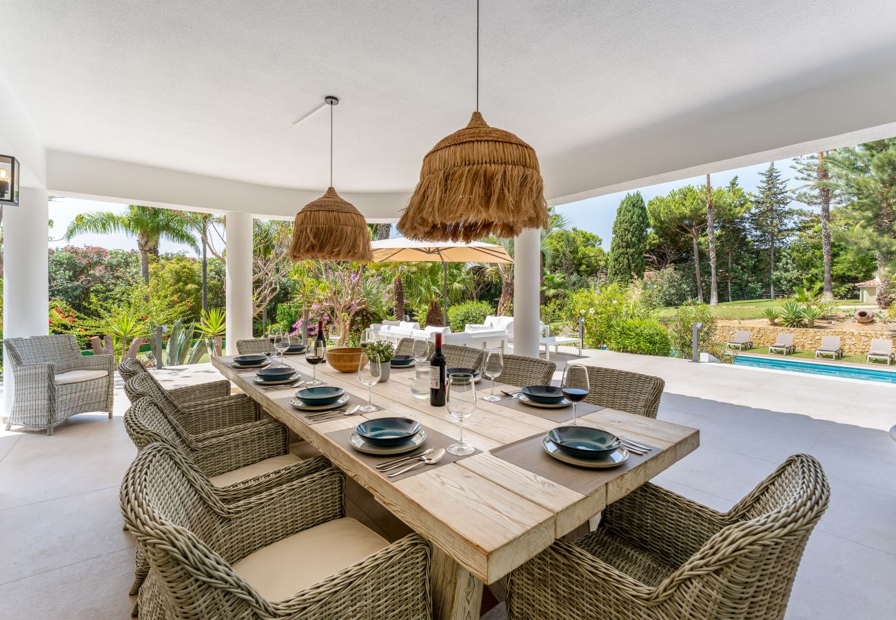 Villa em Vilamoura - Villa Natura | 6 Quartos | Villa Espetacular com Jardim Espaçoso | Vilamoura