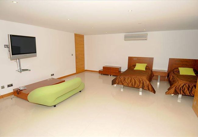 Villa em Vale do Lobo - Villa Caspia Villa em Vale do Lobo - Villa Caspia