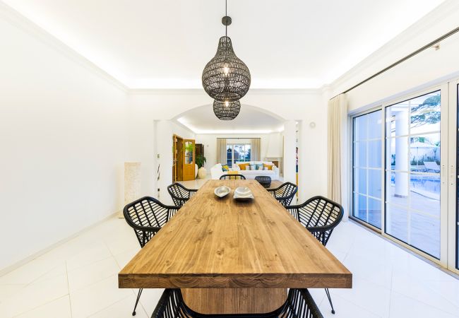 Villa em Vale do Lobo - Villa Solseta Villa em Vale do Lobo - Villa Solseta