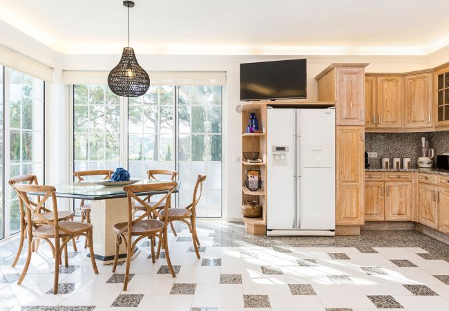 Villa em Vale do Lobo - Villa Solseta Villa em Vale do Lobo - Villa Solseta