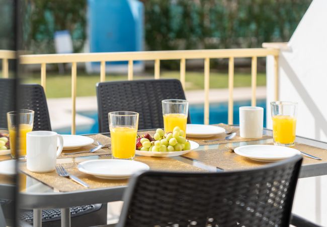 Casa geminada em Albufeira - Casa Pimenta | 5 Quartos | Central | Olhos de Água Casa geminada em Albufeira - Casa Pimenta | 5 Quartos | Central | Olhos de Água
