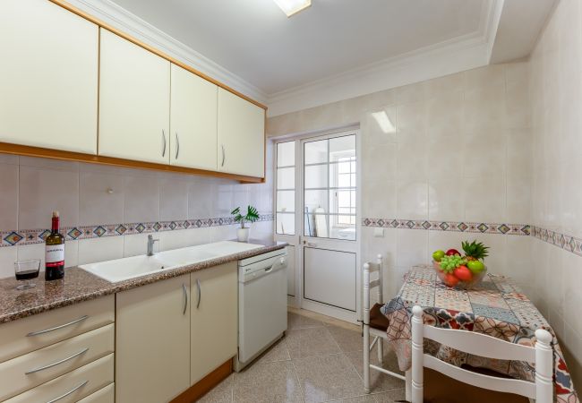 Casa geminada em Albufeira - Casa Pimenta | 5 Quartos | Central | Olhos de Água Casa geminada em Albufeira - Casa Pimenta | 5 Quartos | Central | Olhos de Água