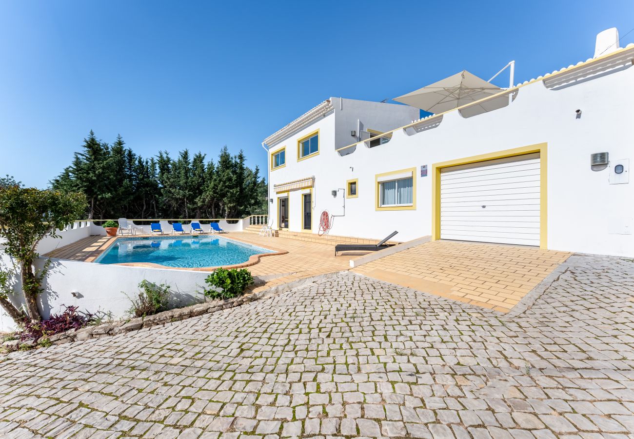 Casa em Santa Bárbara de Nexe - Casa Federica | 4 Quartos | Vista Magnifica | Loulé 