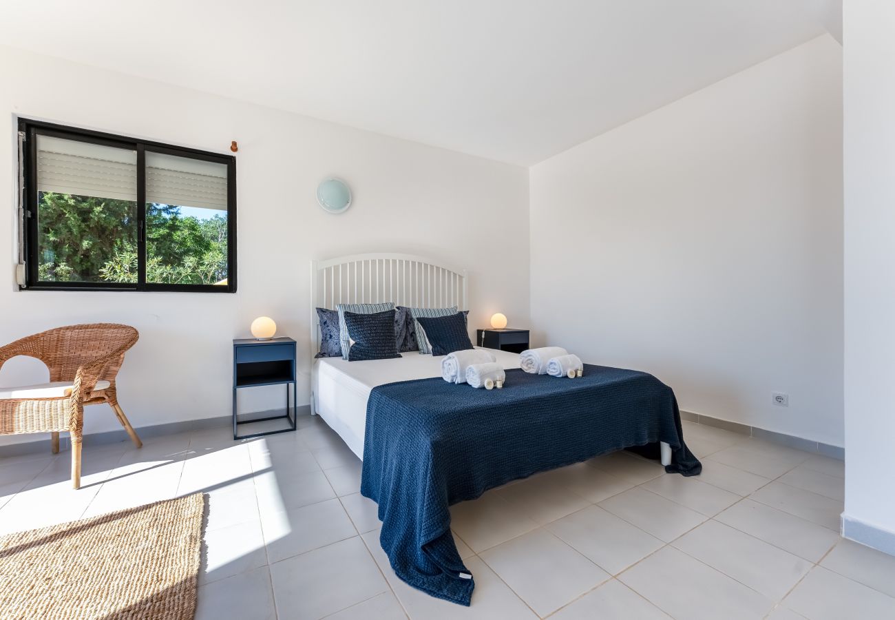 Casa em Santa Bárbara de Nexe - Casa Federica | 4 Quartos | Vista Magnifica | Loulé 