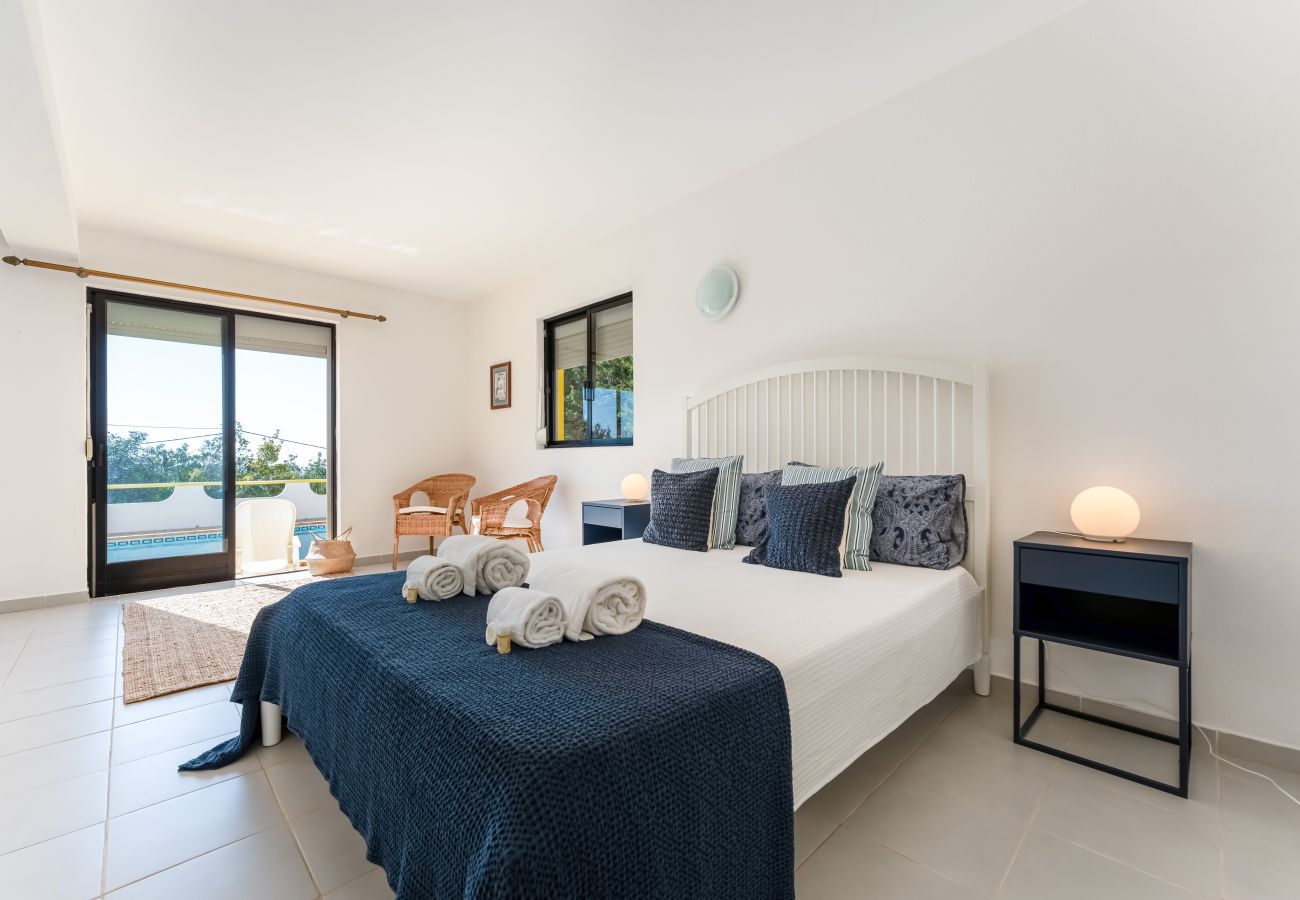Casa em Santa Bárbara de Nexe - Casa Federica | 4 Quartos | Vista Magnifica | Loulé 