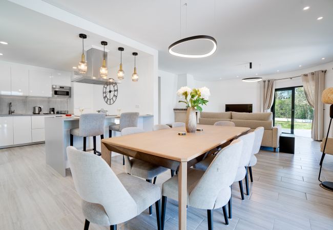 Villa em Loulé - Quinta do Cerro | 4 Bedrooms | Calmo | Loulé Villa em Loulé - Quinta do Cerro | 4 Bedrooms | Calmo | Loulé