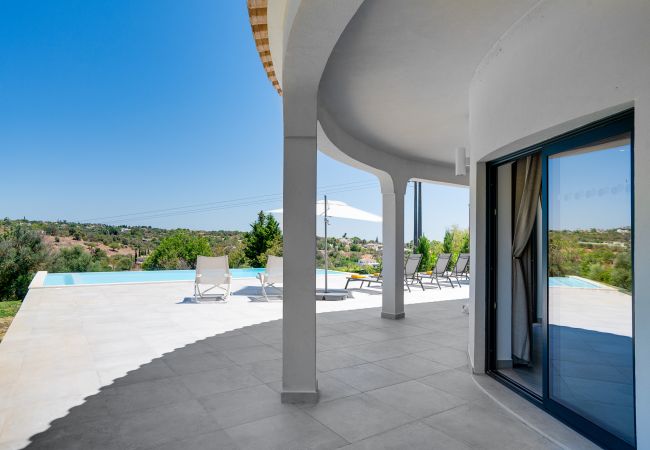 Villa em Loulé - Quinta do Cerro | 4 Bedrooms | Calmo | Loulé Villa em Loulé - Quinta do Cerro | 4 Bedrooms | Calmo | Loulé