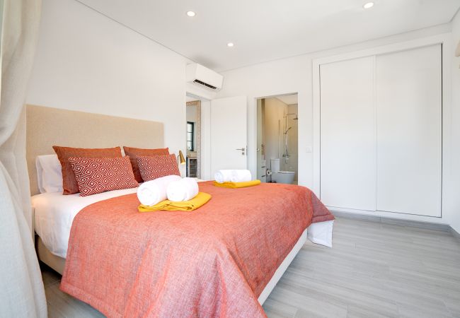 Villa em Loulé - Quinta do Cerro | 4 Bedrooms | Calmo | Loulé Villa em Loulé - Quinta do Cerro | 4 Bedrooms | Calmo | Loulé