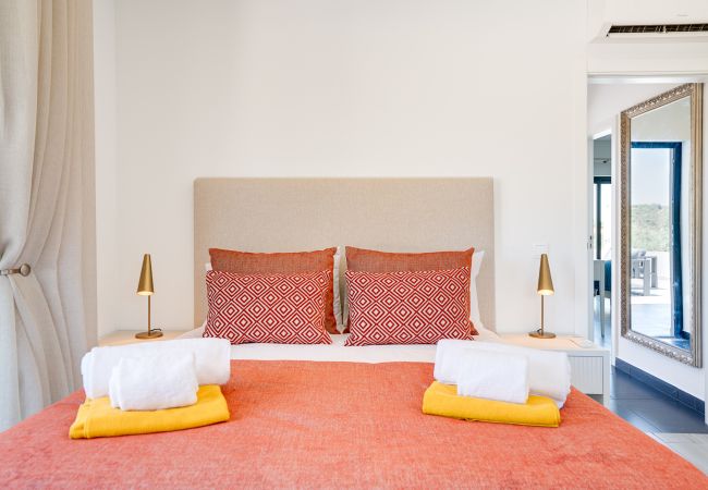 Villa em Loulé - Quinta do Cerro | 4 Bedrooms | Calmo | Loulé Villa em Loulé - Quinta do Cerro | 4 Bedrooms | Calmo | Loulé