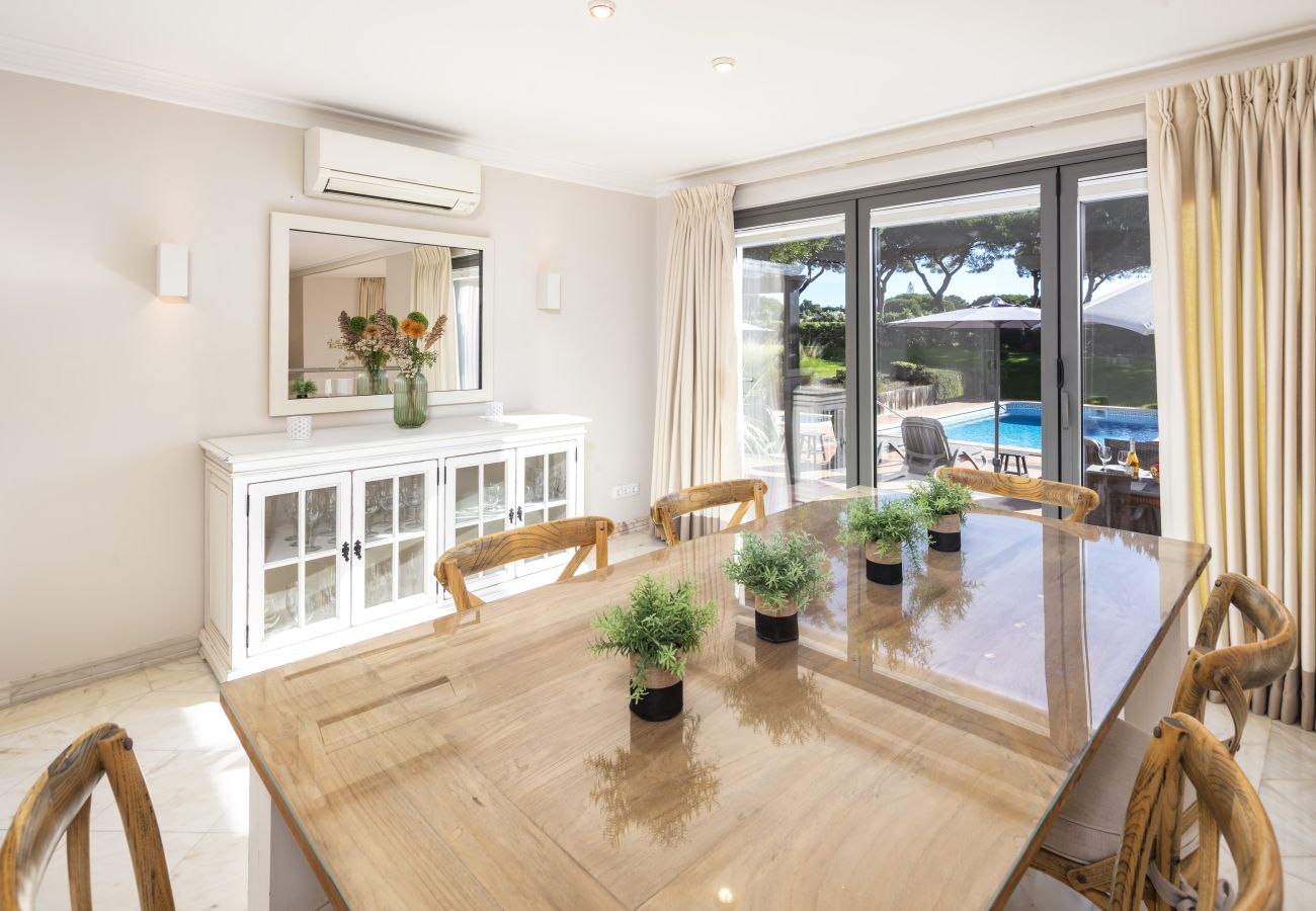 Villa em Almancil - Villa Lakeside Villa em Almancil - Villa Lakeside