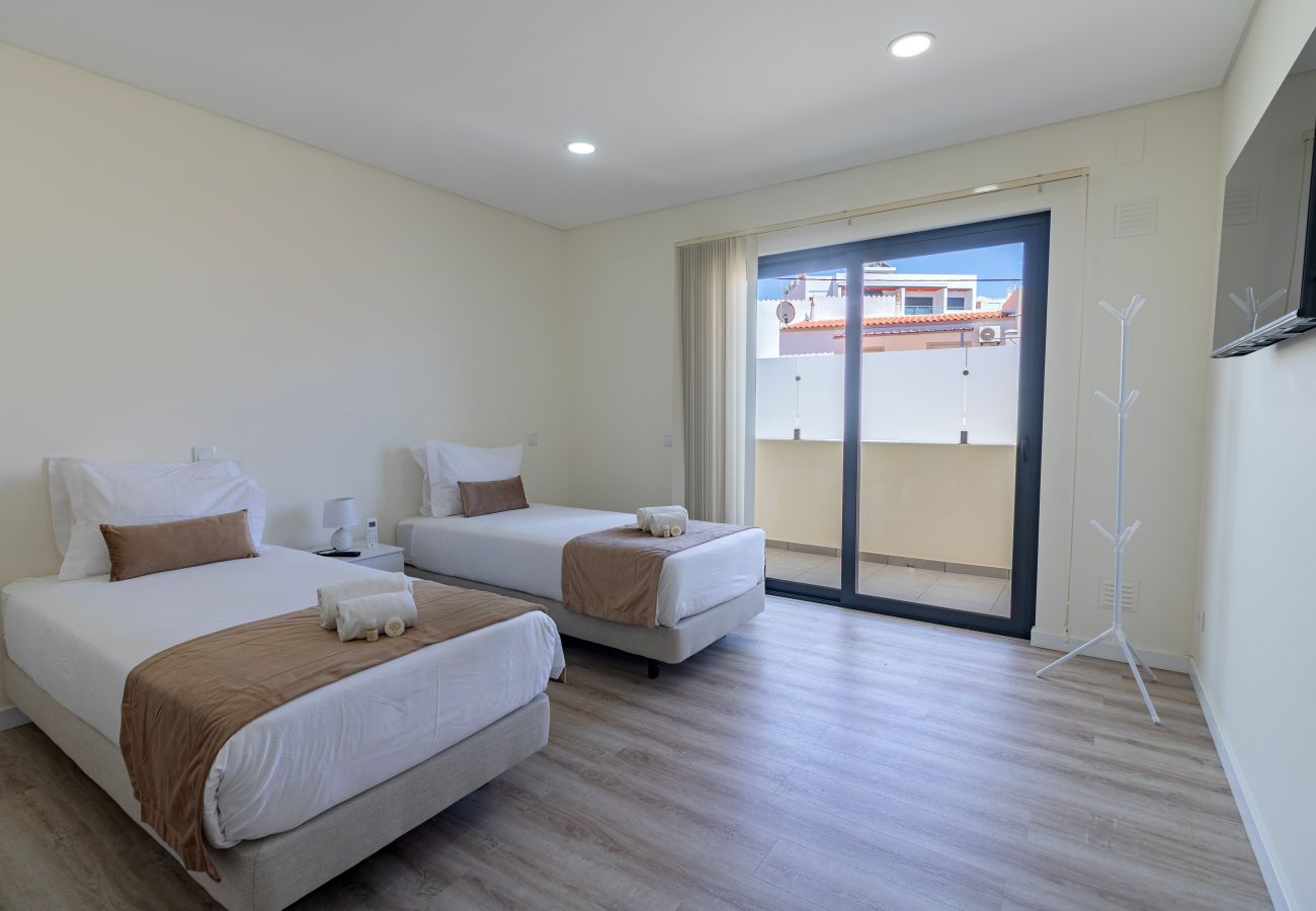 Apartamento em Quarteira - Apartamento Cabine | 3 quartos | Quarteira