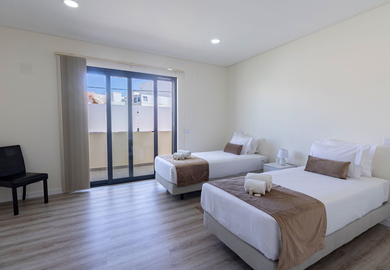 Apartamento em Quarteira - Apartamento Cabine | 3 quartos | Quarteira
