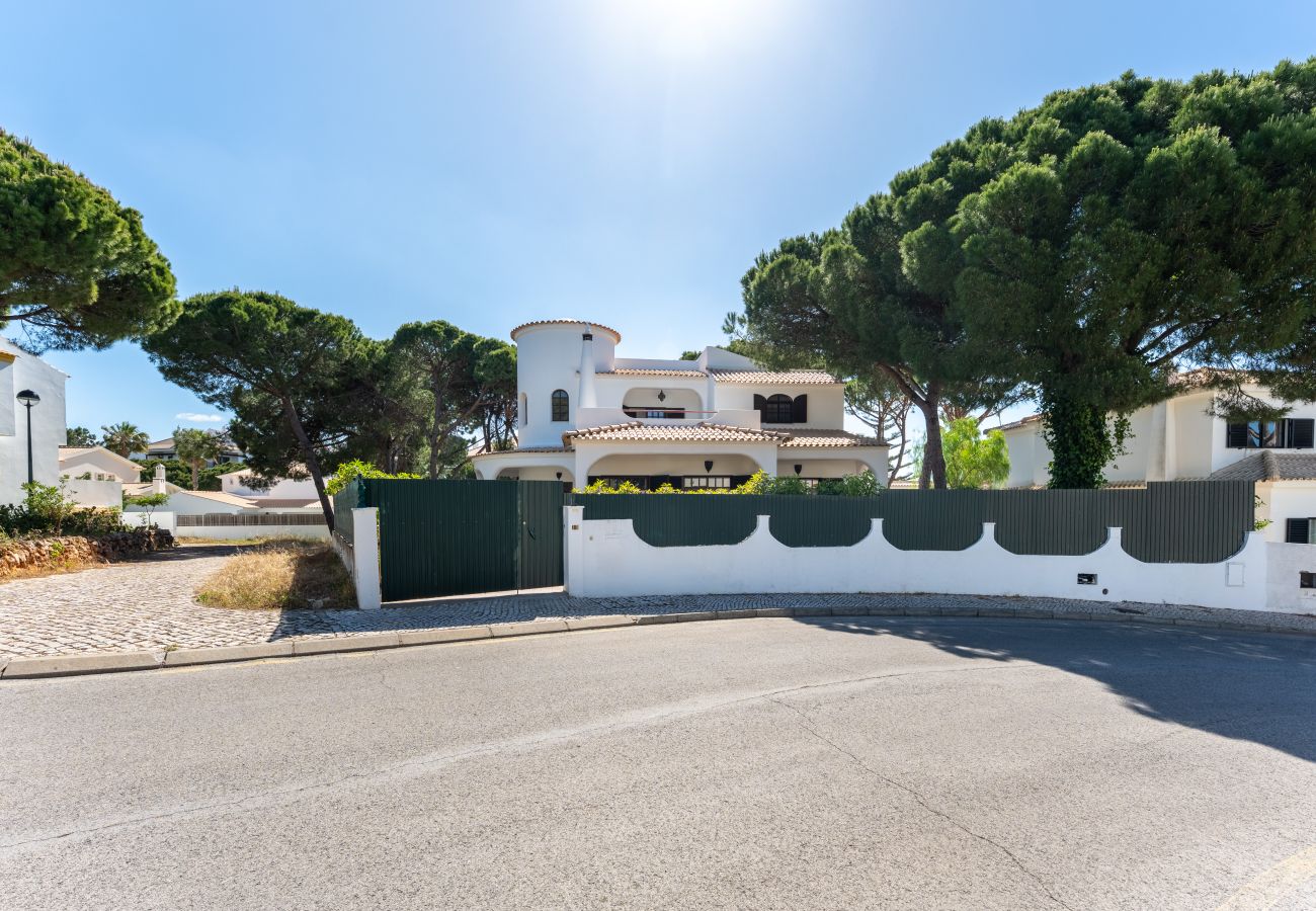 Casa em Olhos D´Água - Casa 19 | 3 quartos | Próximo à praia | Olhos de Água