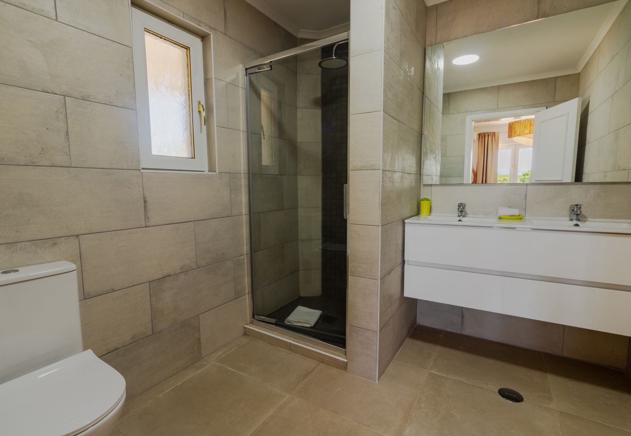 Villa em Carvoeiro - Villa Ursa | 6 quartos | Jacuzzi | Benagil