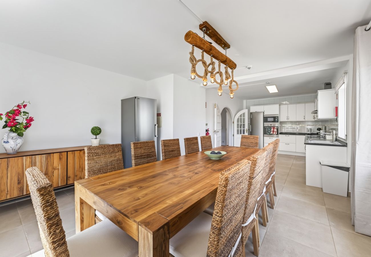 Villa em Carvoeiro - Villa Ursa | 6 quartos | Jacuzzi | Benagil