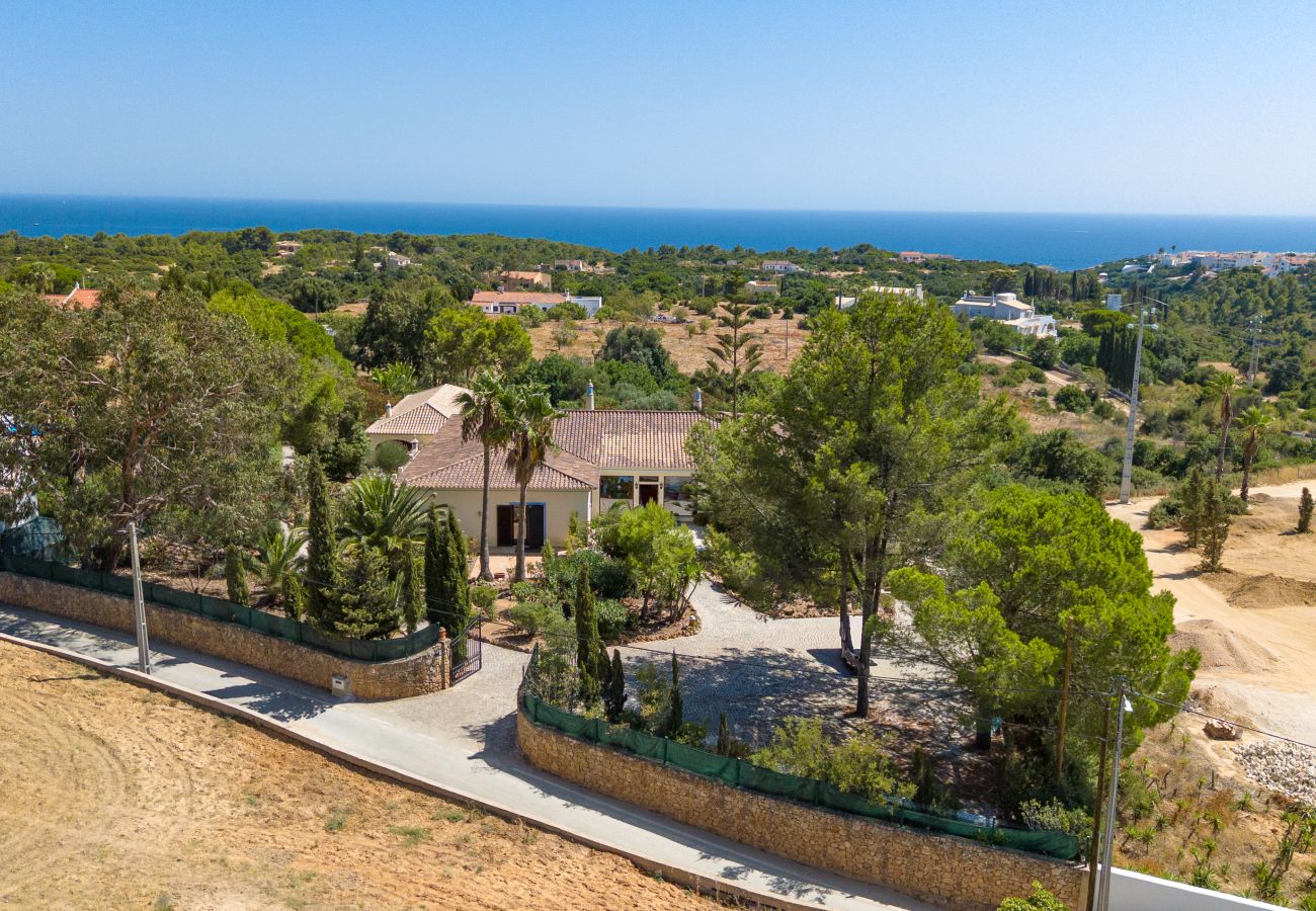 Villa em Lagoa - Quinta dos Loendros |  9 quartos | Carvoeiro | Jacuzzi