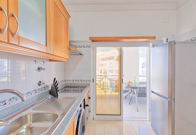 Apartment in Porches - Quinta Palmeiras 2-1 3A - GA-5942