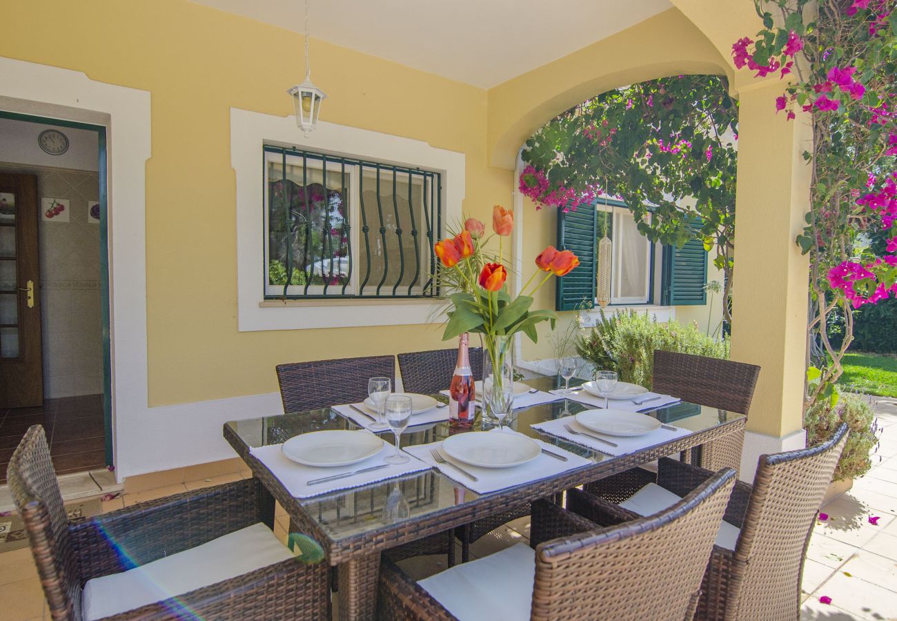 Villa in Vilamoura - Villa Bonita | 3 Bedrooms | Near Aquashow | Vilamoura