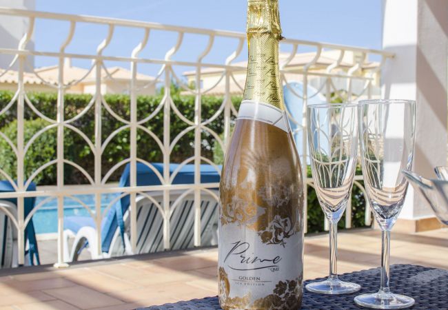 Villa in Galé - Villa Magali | 4 Bedrooms | Walking Distance to Beach | Galé Villa in Galé - Villa Magali | 4 Bedrooms | Walking Distance to Beach | Galé