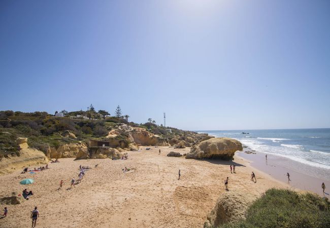 Villa in Galé - Villa Magali | 4 Bedrooms | Walking Distance to Beach | Galé Villa in Galé - Villa Magali | 4 Bedrooms | Walking Distance to Beach | Galé