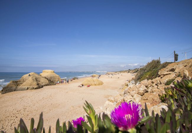 Villa in Galé - Villa Magali | 4 Bedrooms | Walking Distance to Beach | Galé Villa in Galé - Villa Magali | 4 Bedrooms | Walking Distance to Beach | Galé