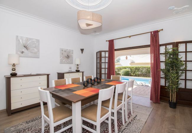 Villa in Galé - Villa Magali | 4 Bedrooms | Walking Distance to Beach | Galé Villa in Galé - Villa Magali | 4 Bedrooms | Walking Distance to Beach | Galé