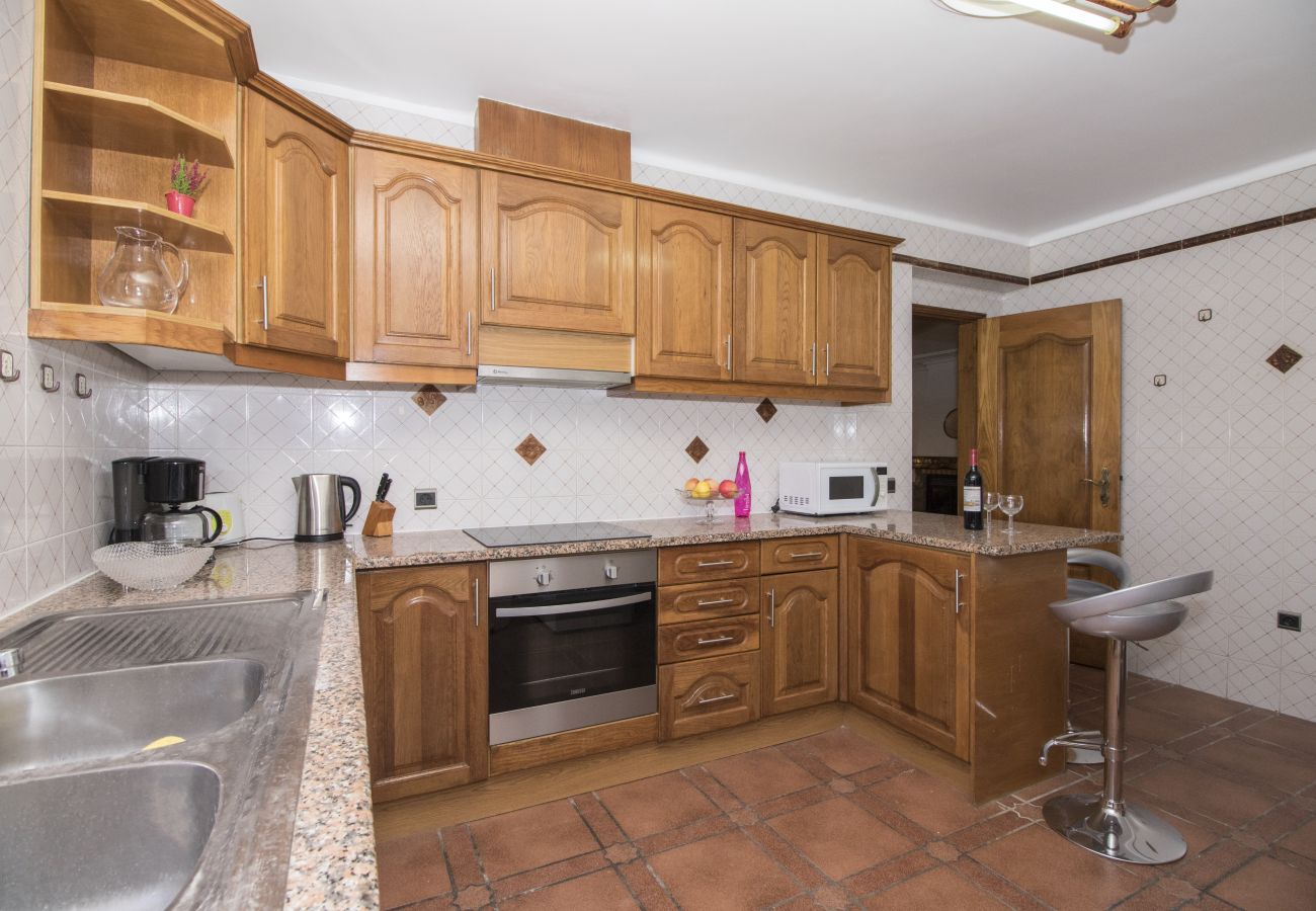 Villa in Galé - Villa Magali | 4 Bedrooms | Walking Distance to Beach | Galé