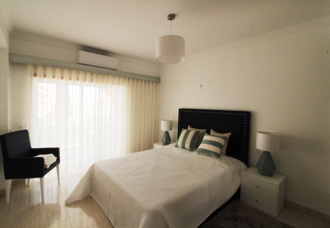 Apartment in Porches - Quinta Palmeiras 2-1 2C GA-6875
