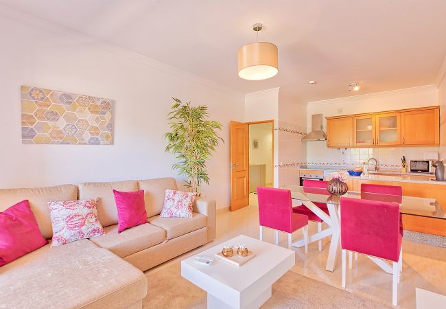 Apartment in Porches - Quinta Palmeiras 2-3 R/C-A - 6879