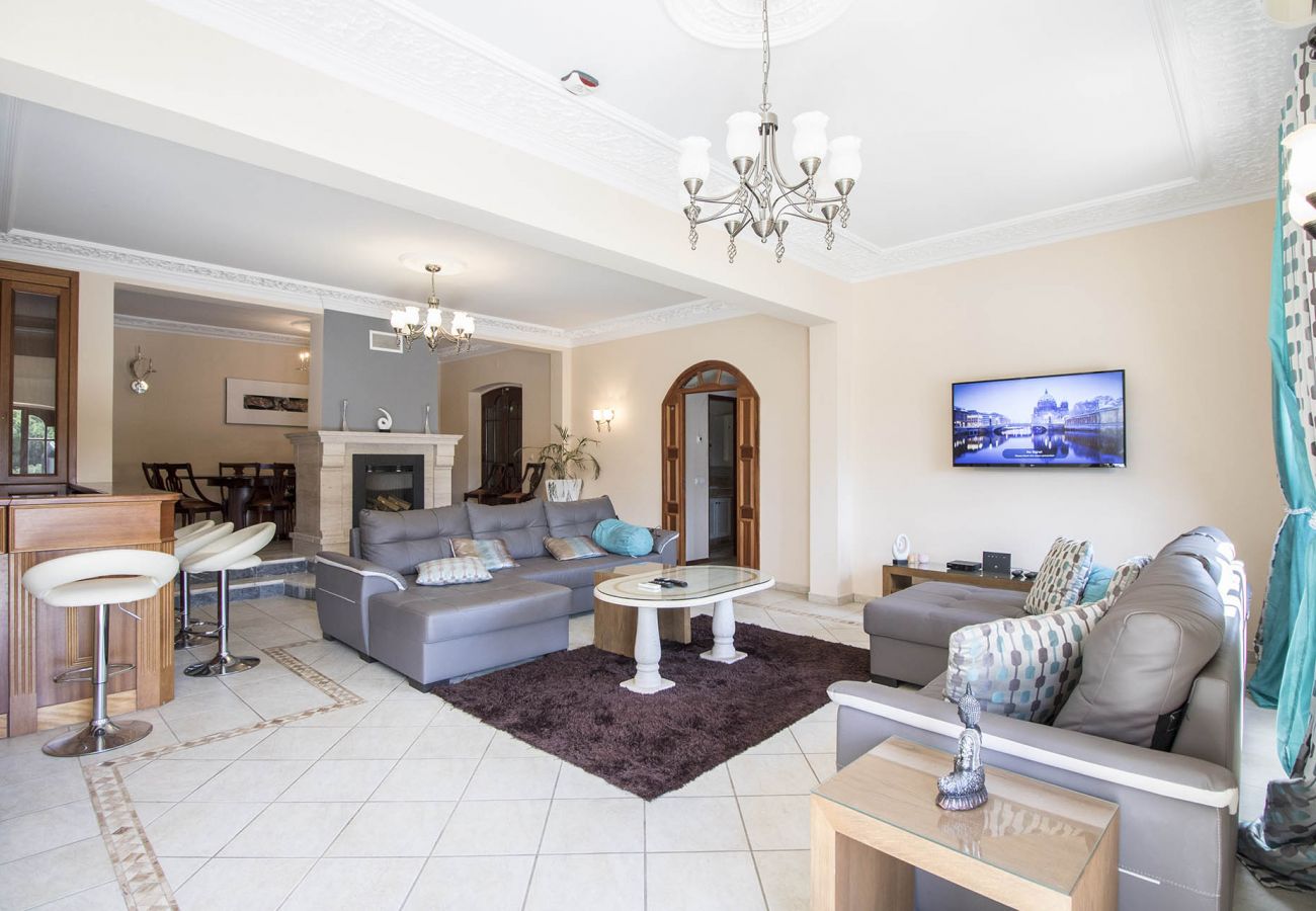 Villa in Vilamoura - Villa Arrochela | 5 bedrooms | Total Privacy | Vilamoura