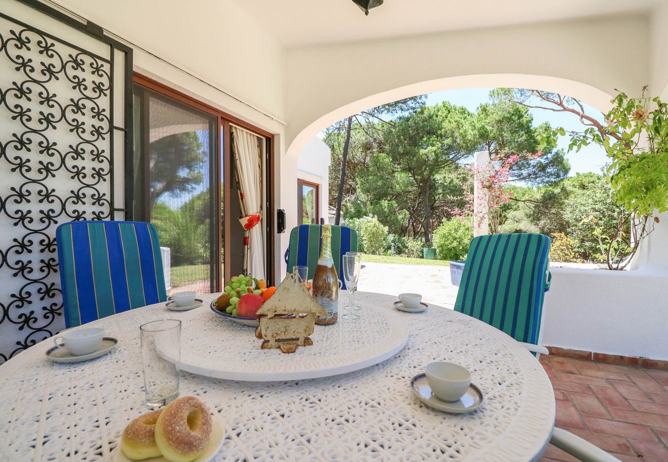 Villa in Vilamoura - Villa Joselina | 4 Bedrooms | Golf Views | Vilamoura