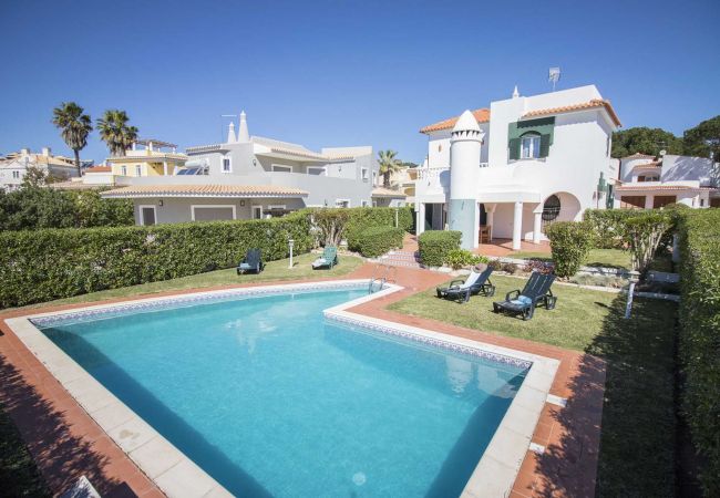 Villa/Dettached house in Vilamoura - Villa Jade | 4 Bedrooms | Pool | Old Village | Vilamoura