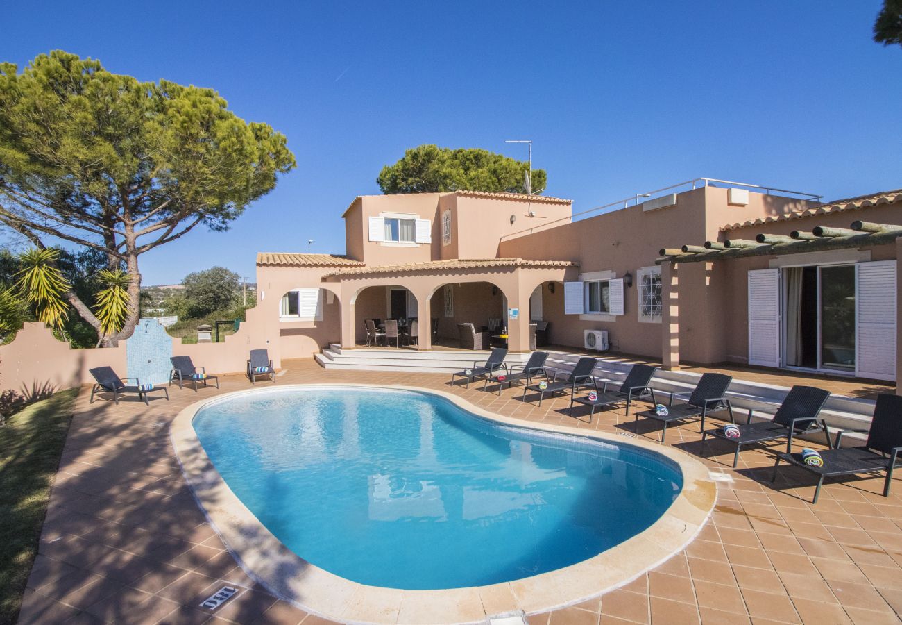 Villa in Vilamoura - Villa Anita | 5 Bedrooms | Private | Vilamoura
