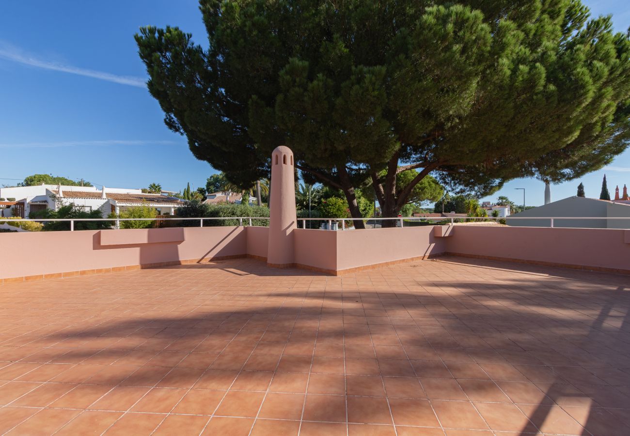 Villa in Vilamoura - Villa Anita | 5 Bedrooms | Private | Vilamoura
