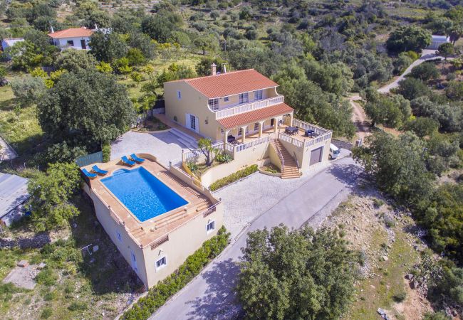 Villa/Dettached house in Estoi - Villa Florencio | 4 Bedrooms | Panoramic Views | Estói