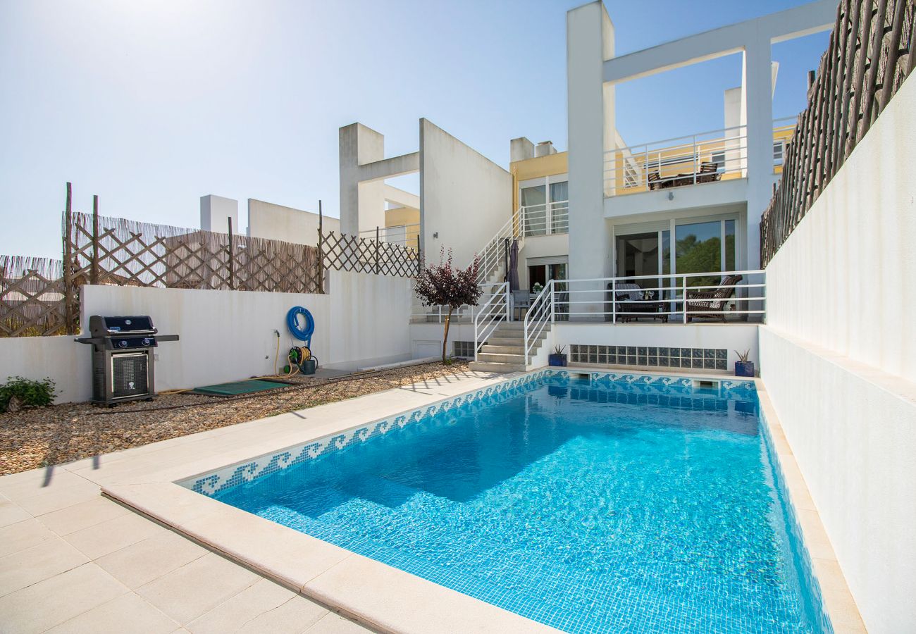 Terraced House in Almancil - Casa Granada | 4 Bedrooms | Private Pool | Varandas do Lago