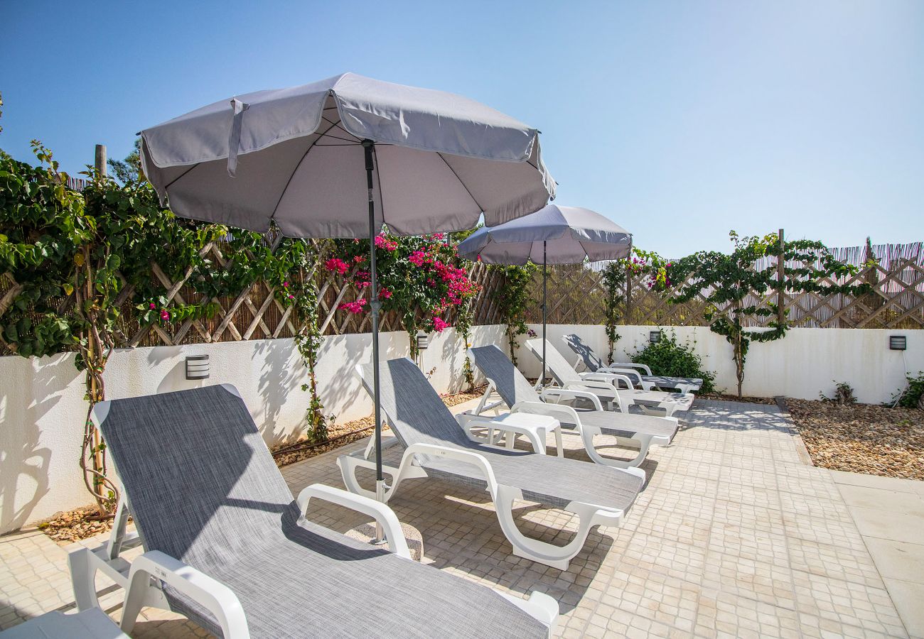 Terraced House in Almancil - Casa Granada | 4 Bedrooms | Private Pool | Varandas do Lago