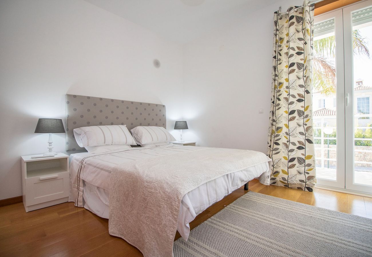 Terraced House in Almancil - Casa Granada | 4 Bedrooms | Private Pool | Varandas do Lago