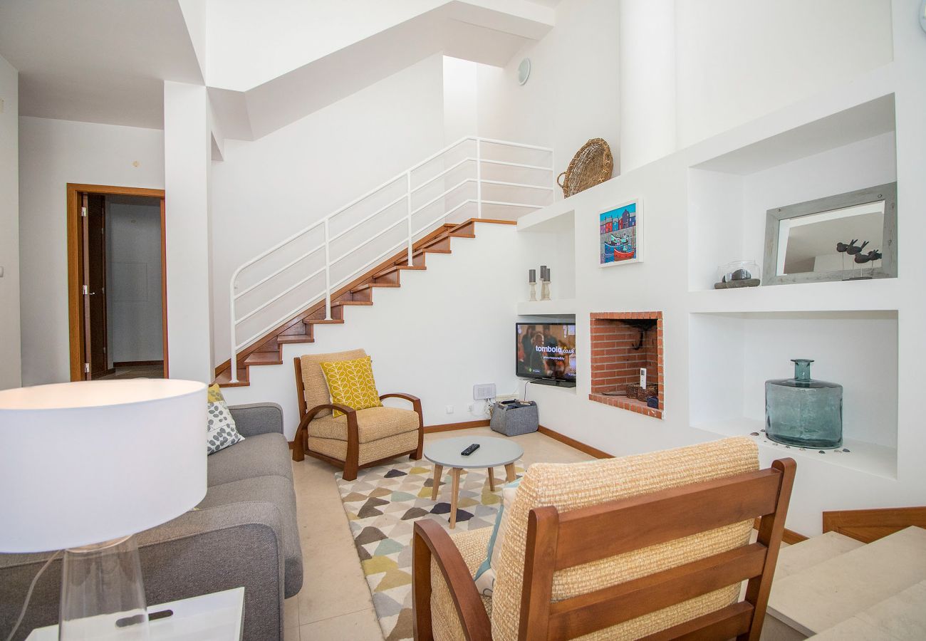 Terraced House in Almancil - Casa Granada | 4 Bedrooms | Private Pool | Varandas do Lago