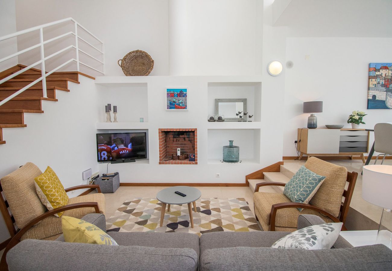 Terraced House in Almancil - Casa Granada | 4 Bedrooms | Private Pool | Varandas do Lago