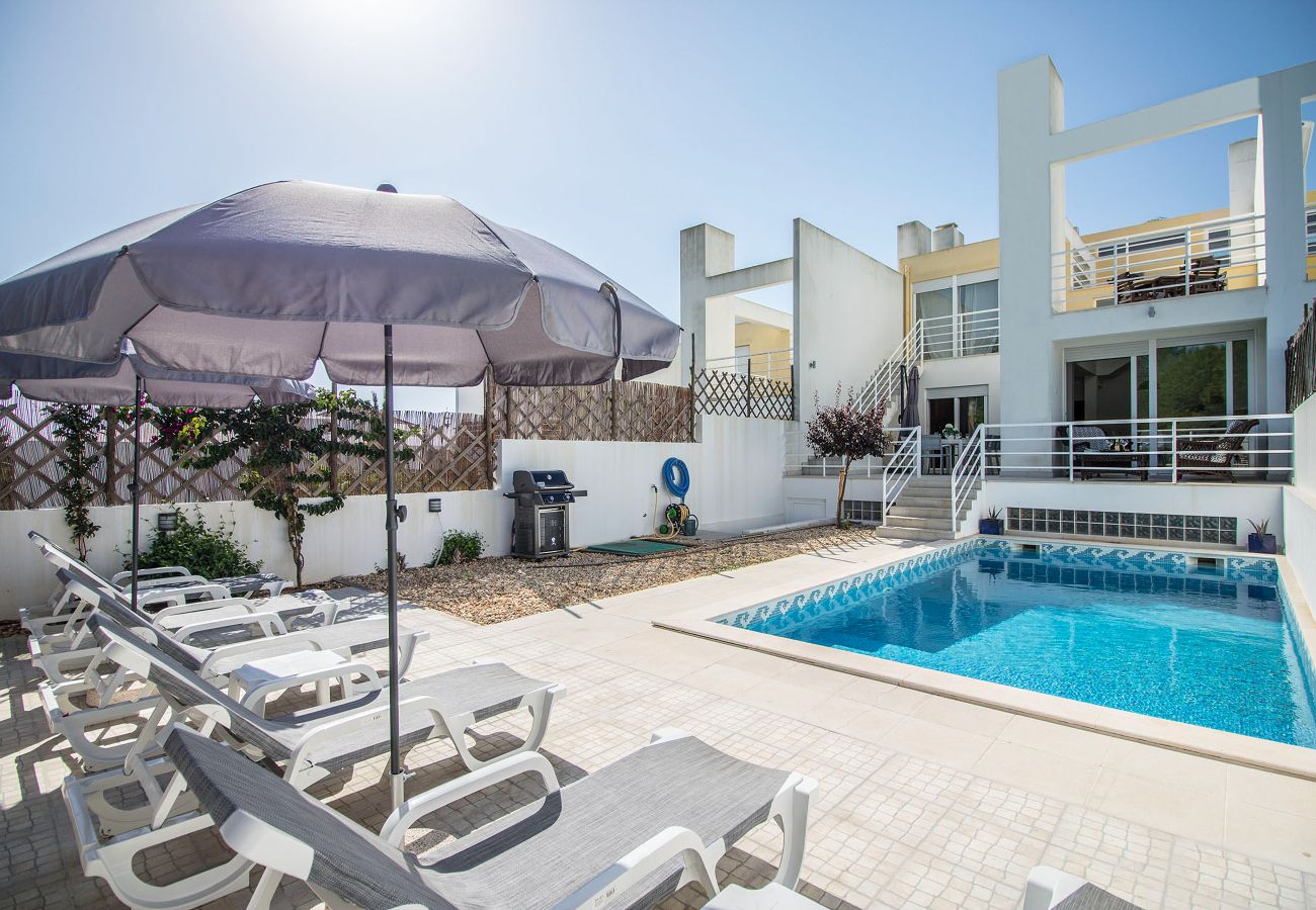 Terraced House in Almancil - Casa Granada | 4 Bedrooms | Private Pool | Varandas do Lago