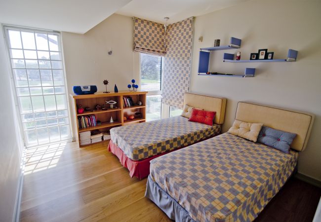 Villa in Vilamoura - Villa Lake View | 6 Bedrooms | Golf Views | Vilamoura Villa in Vilamoura - Villa Lake View | 6 Bedrooms | Golf Views | Vilamoura