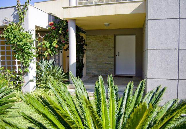 Villa in Vilamoura - Villa Lake View | 6 Bedrooms | Golf Views | Vilamoura Villa in Vilamoura - Villa Lake View | 6 Bedrooms | Golf Views | Vilamoura