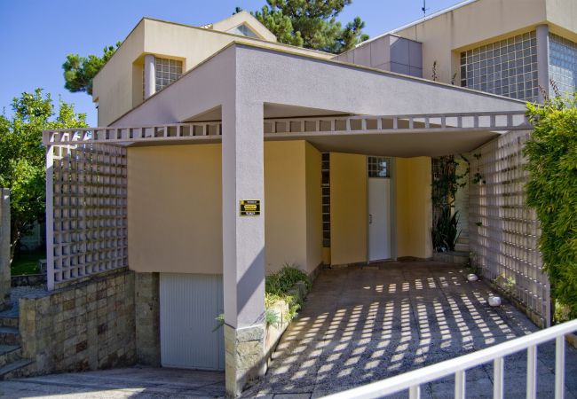 Villa in Vilamoura - Villa Lake View | 6 Bedrooms | Golf Views | Vilamoura Villa in Vilamoura - Villa Lake View | 6 Bedrooms | Golf Views | Vilamoura