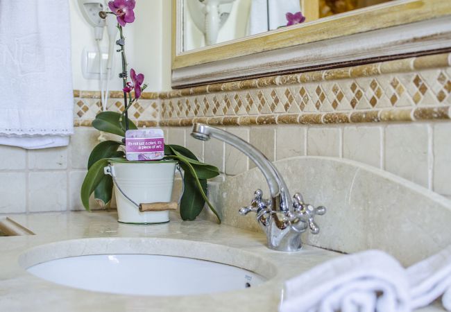 Villa in Boliqueime - Quinta das Yuccas | 6 Bedrooms | Country House | Boliqueime Villa in Boliqueime - Quinta das Yuccas | 6 Bedrooms | Country House | Boliqueime