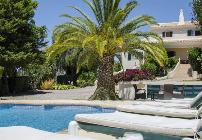 Villa in Almancil - Villa Caravela | 4 Bedrooms | Beautiful Garden | Almancil Villa in Almancil - Villa Caravela | 4 Bedrooms | Beautiful Garden | Almancil