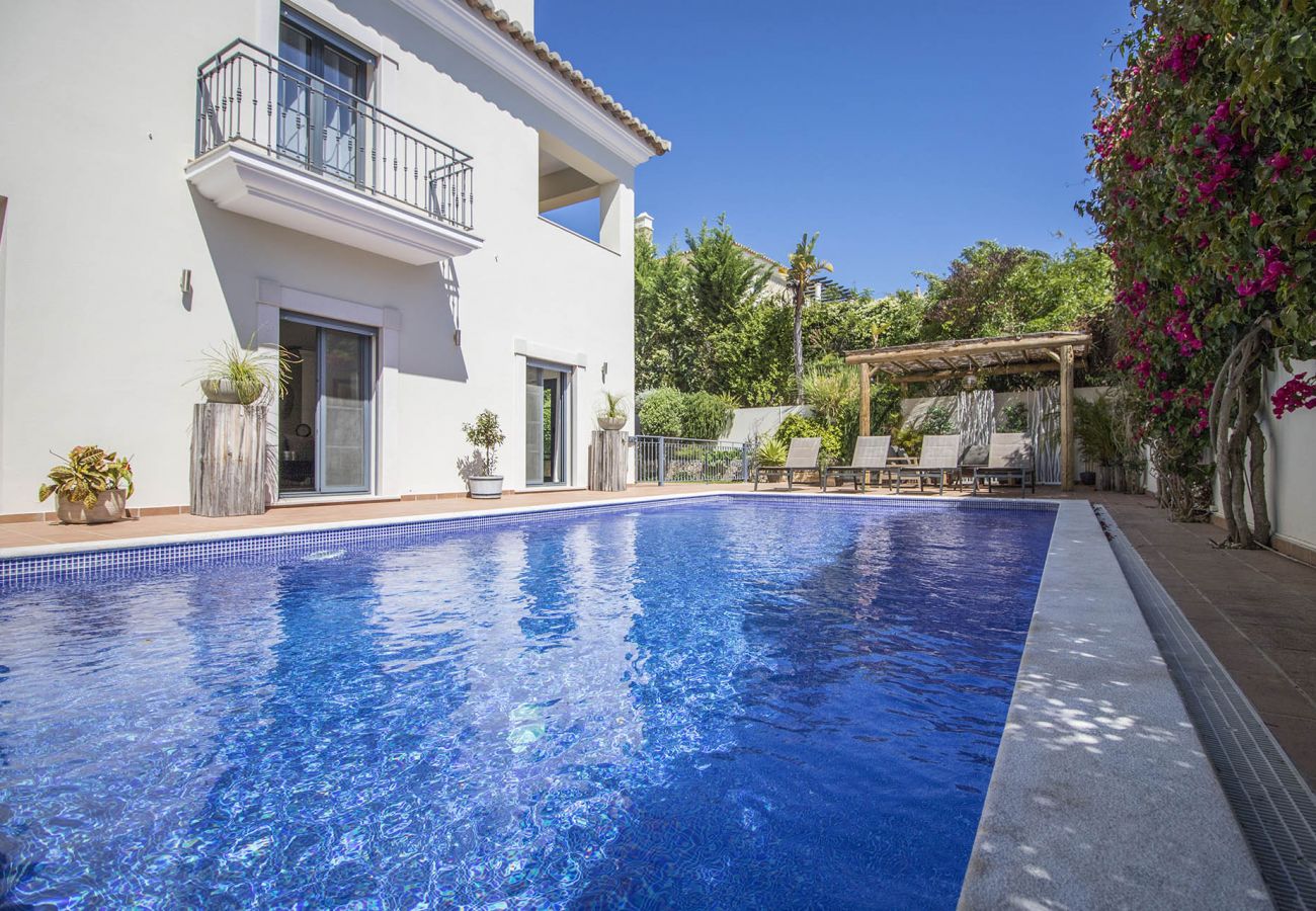 Villa in Almancil - Villa Esmeralda | 5 Bedrooms | Classy | Almancil